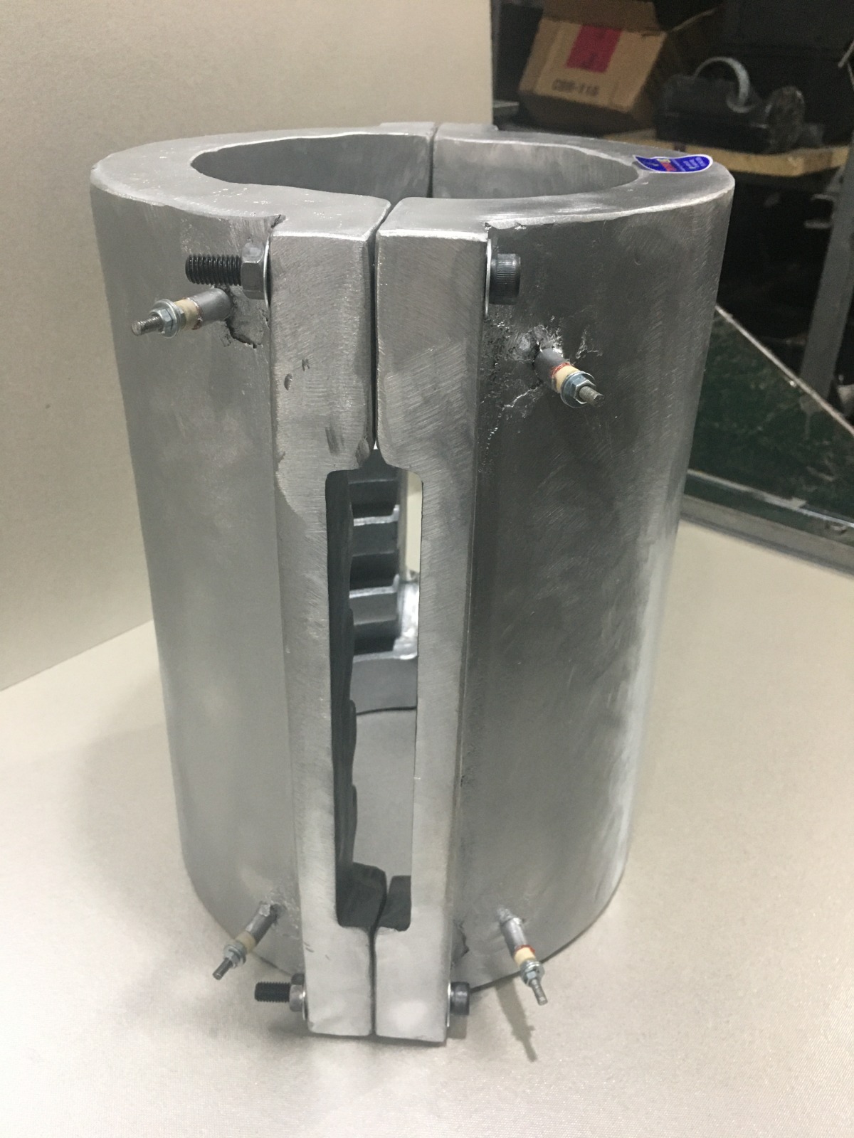 Resistência coleira bi-partida fundida em alumínio com tubo de refrigeração - Thermoluz